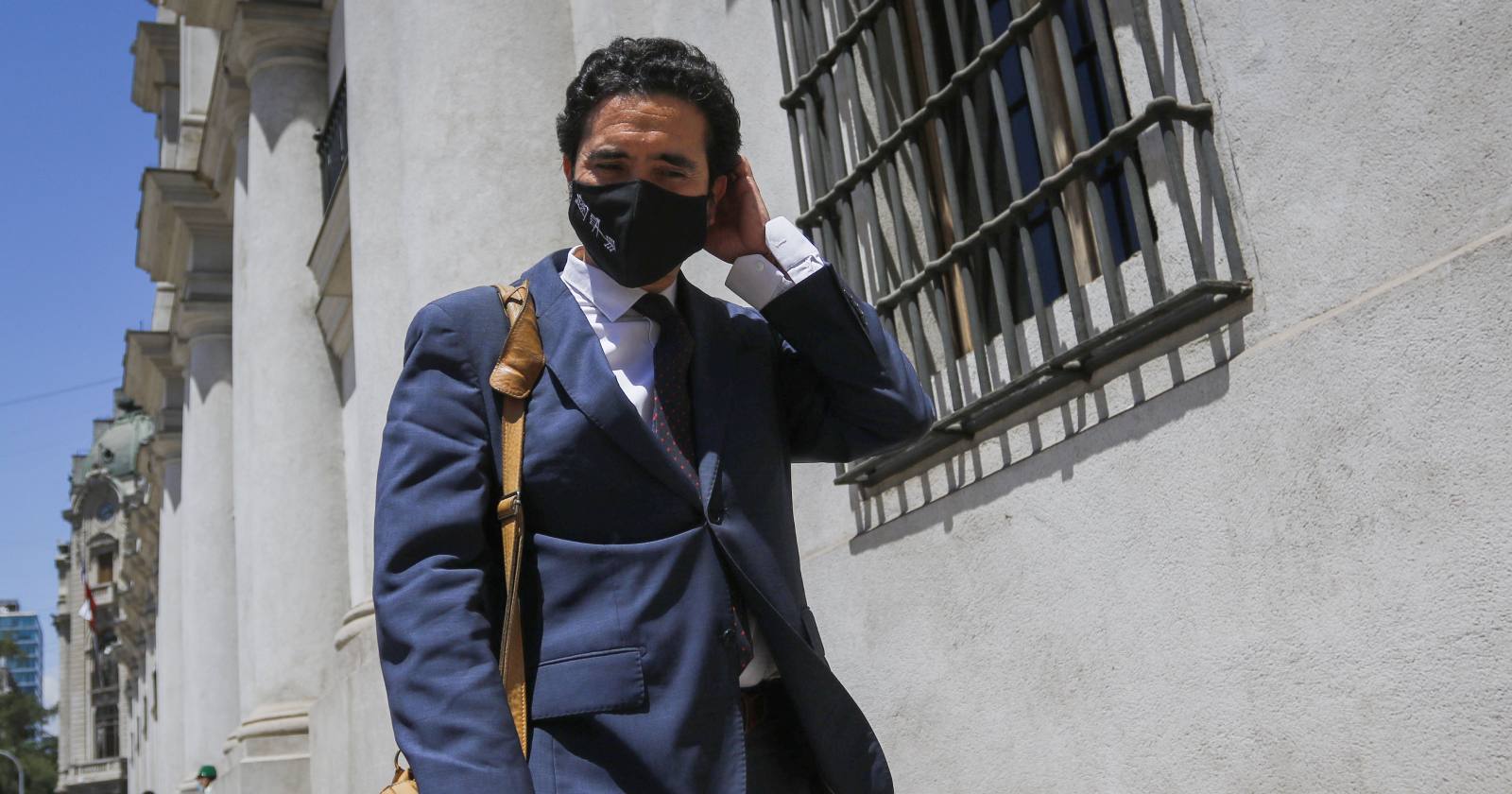 Briones retiro Gobierno