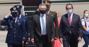 Vladimir Putin llamó a Alberto Fernández y se comprometió a mantener envío de vacunas