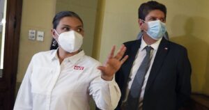 El lunes se inicia negociación del salario mínimo: CUT plantea $500 mil