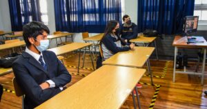 Colegio Médico pidió que el retorno a clases sea 