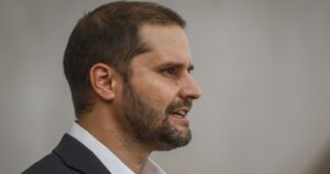 Gobierno asegura que cartas de las FF.AA. no corresponden a 