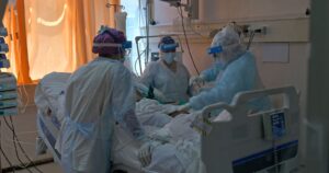 Informe ICOVID: situación hospitalaria se mantiene a niveles críticos en la previa del fin de semana largo