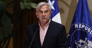 Senador Iván Moreira apoyará tercer retiro: 