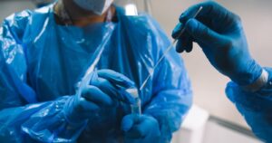 ICOVID: preocupa reducción del testeo por fin de semana largo