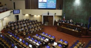 Aportes de campaña y alcaldes: Comisión Mixta dirimirá postergación de elecciones