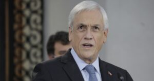Presidente Piñera promulga postergación de elecciones para mayo