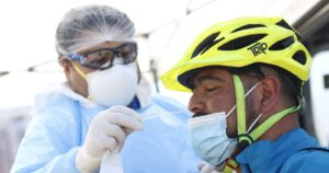 Contraloría ordena sumario en La Pintana por no informar 122 casos positivos de COVID-19