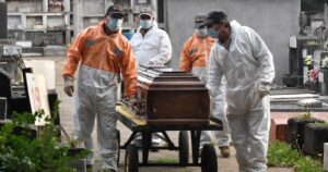 OMS alerta que el mundo se acerca a “la tasa de infección más alta durante la pandemia”