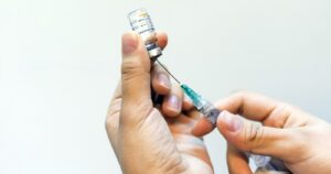 Colegio Médico Veterinario anunció acciones legales por uso de vacunas para perros en humanos