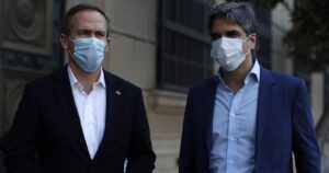 Diputados de Chile Vamos piden rebajar impuestos a bienes esenciales