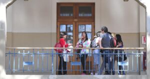 IPC subió un 0,4% empujado por educación y transporte