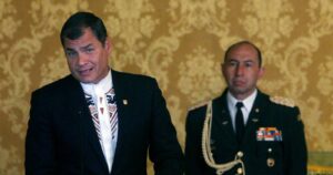 Rafael Correa reconoce derrota y felicita a Guillermo Lasso