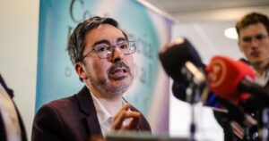 Histórico vocero de la Conferencia Episcopal ganó $280 millones jugando Kino