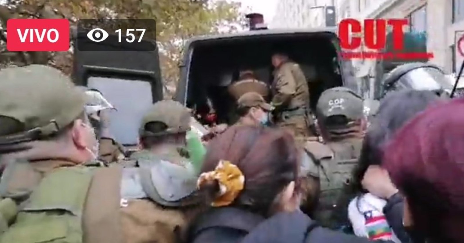 detienen dirigentes CUT