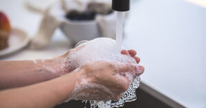 Aguas Andinas mantiene suspensión de cortes por no pago hasta noviembre