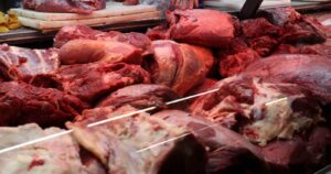 Argentina suspende exportaciones de carne por 30 días para frenar alza de precios
