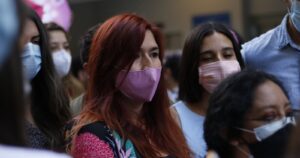 Frente Amplio y PC se restan de negociaciones de 