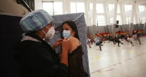 9 de cada 10 profesores en Chile está vacunado contra el COVID-19