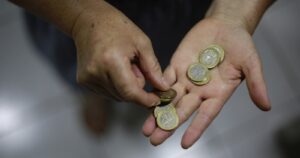 Encuesta UC: se ha recuperado casi la mitad de los empleos perdidos en la crisis