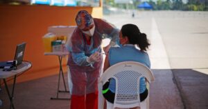 Vacunación contra el COVID-19 avanzará en personas entre 34 y 30 años
