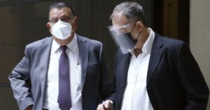 Senadores Girardi y Quinteros acusan lobby internacional contra ley de Fármacos II