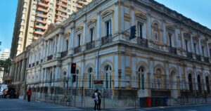 Quiénes son los 27 constituyentes de la Lista del Pueblo