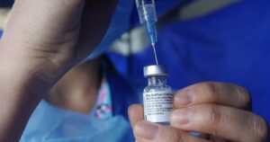 Covid-19: más de 9 millones de personas han recibido primera dosis de vacuna