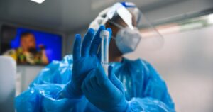 Balance COVID-19: Minsal reportó 3.920 casos nuevos y positividad nacional del 11,03%