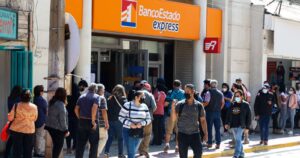 Informe Equifax: deudores morosos disminuyen en un 11,8% entre 2020 y 2021