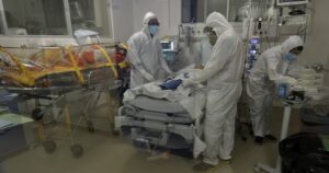 Minsal informó más de 6 mil casos nuevos y 136 fallecidos por COVID-19