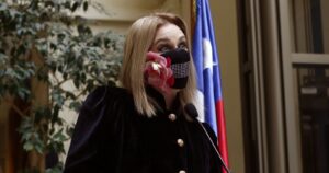 Criteria: Pamela Jiles encabeza carrera presidencial por sobre Lavín y Jadue