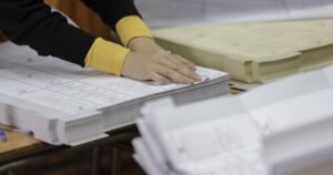 Recoleta: detienen a vocal de mesa en estado de ebriedad por causar desórdenes