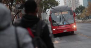 Los horarios en los que funcionará el transporte público durante esta noche en la Región Metropolitana