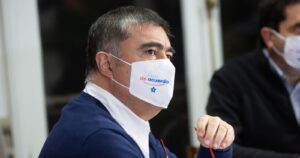 Mario Desbordes ahora es candidato a la presidencia de Renovación Nacional