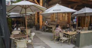 Cámara pide eliminar el toque de queda y flexibilizar el plan Paso a Paso