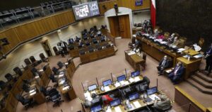 Senado dio luz verde a permiso laboral para vacunarse