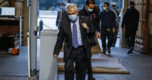 VIDEO - Paris agradece a Juan Sutil y se quiebra al entregar el balance COVID-19