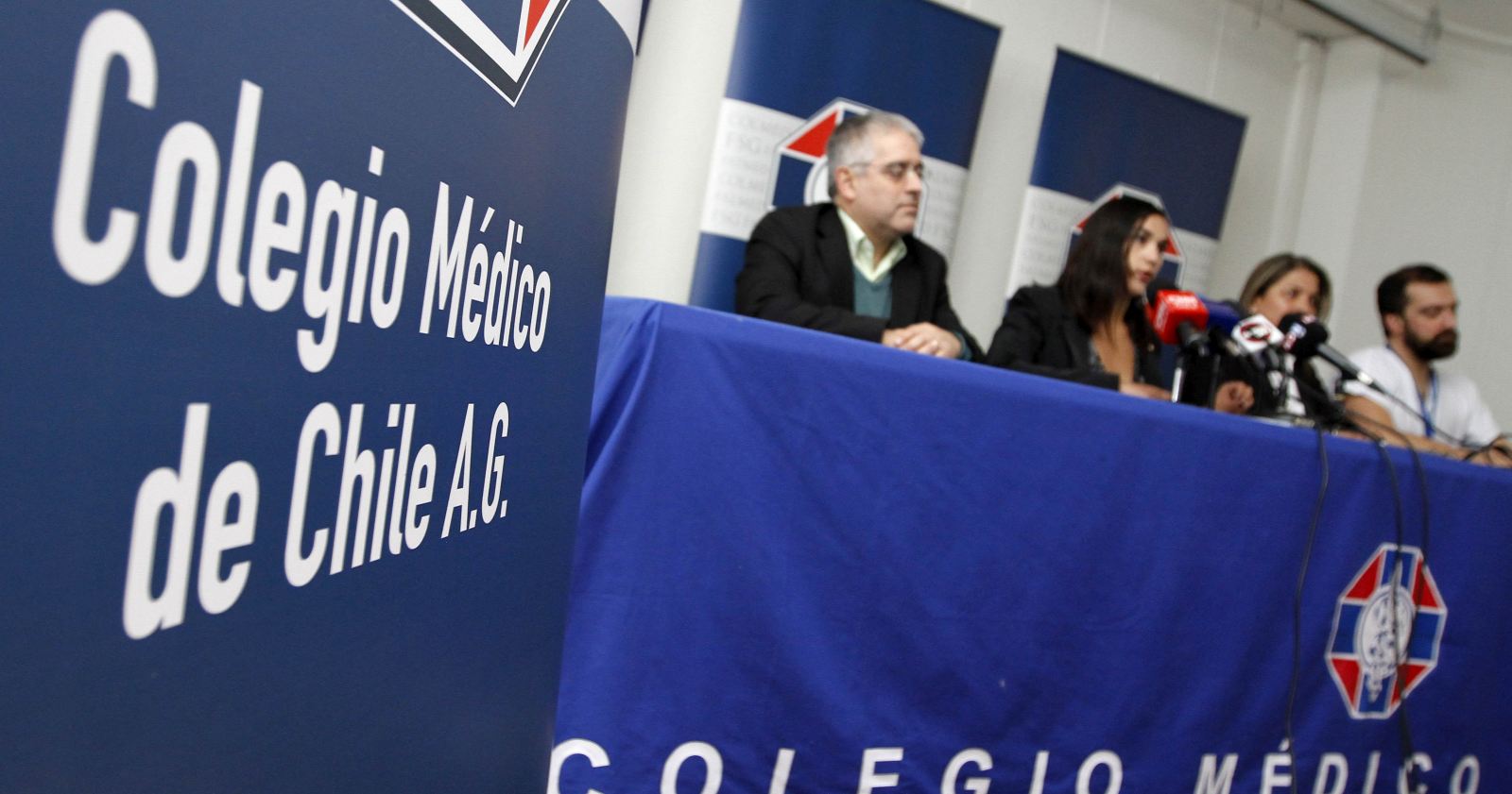 médicos colegiatura