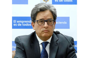 Colombia: renuncia ministro de Hacienda tras protestas por reforma tributaria