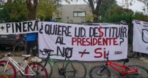 Fail de ciclistas: vandalizan casa en Vitacura creyendo que era la de Melero