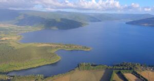 Comunidad Juan Lincopan y CMPC avanzan en la creación de un polo turístico alrededor del Lago LLeu Lleu