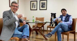 Joaquín Lavín anuncia a alcalde Rodolfo Carter como vocero de su campaña