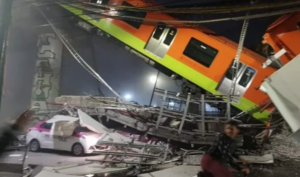 VIDEO - Carro del Metro de Ciudad de México se descarrila de vía elevada