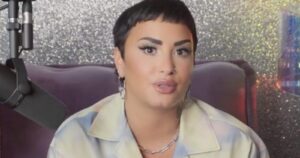 Demi Lovato se define como una persona no binaria: