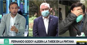VIDEO - Fernando Godoy imitaba a Paris cuando el ministro apareció en despacho
