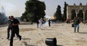 Unión Europea pidió a israelíes y palestinos acabar con la violencia y evitar un conflicto mayor