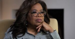 Oprah Winfrey revela que fue abusada sexualmente por familiares y tuvo un hijo a los 14 años