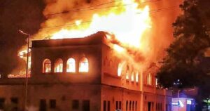 Descontrol en Colombia: incendian Palacio de Justicia en ciudad de Tuluá