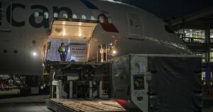 Chile recibió cargamento con más de 600 mil vacunas de Pfizer y AstraZeneca