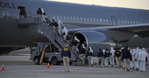 Gobierno aseguró que ciudadanos expulsados tienen antecedentes penales en Chile y su país de origen